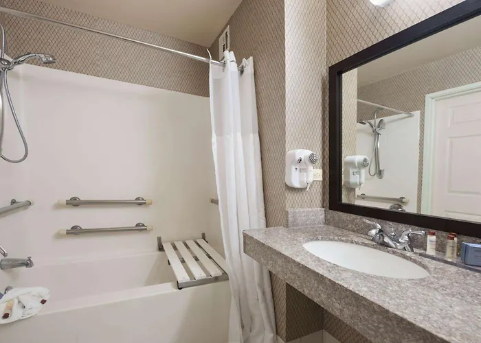 Hotel Wingate By Wyndham Chicago
