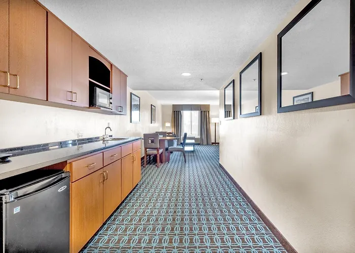 Wingate By Wyndham Chicago Hotel Schaumburg