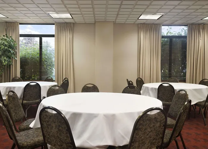 Wingate By Wyndham Chicago