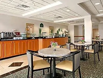 Hotel Wingate By Wyndham Chicago Schaumburg
