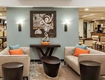 Wingate By Wyndham Chicago Hotel